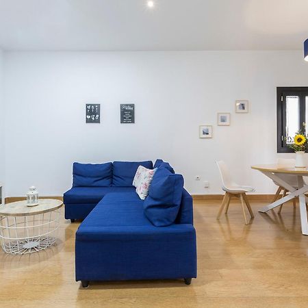 Santa Catalina Patio Andaluz 3 Rooms Seville Exterior photo